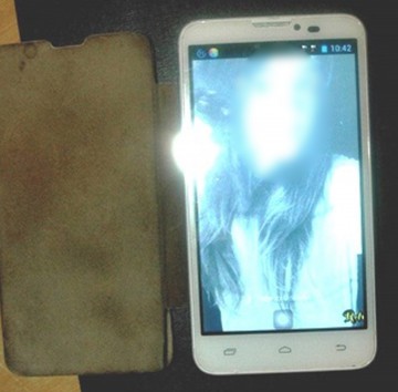 Mai mulţi copii i-au furat telefonul unei fete de 13 ani, în Năvodari